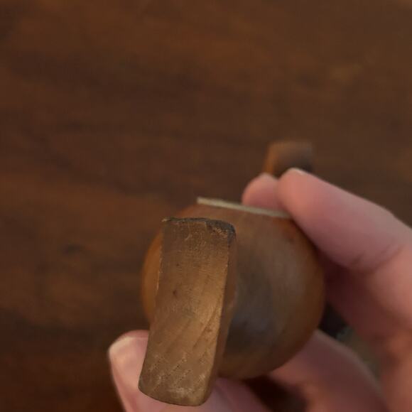 Blow Fish Salt And Pepper Shaker Set VTG Small Brown Wooden Fish Shakers Japan - Picture 8 of 8